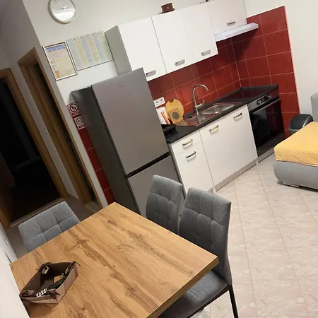 6 Majba Apartment